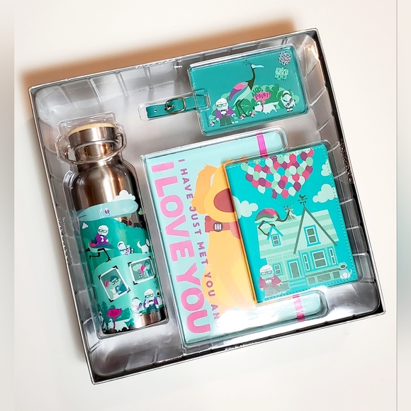 Disney Parks Explore The Wilderness with Pixar's 'Up' Travel Gift Set - Picture 1 of 6